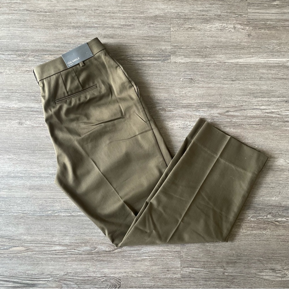 NEW ANN TAYLOR ANKLE PANT IN CURVE OLIVE GREEN DRESS WORK 4 / 6
